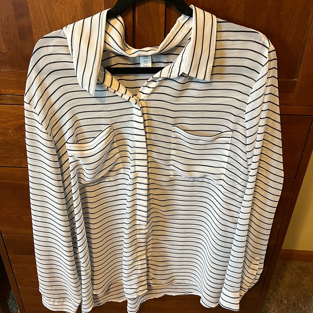 Black and white striped button up shirt with collar